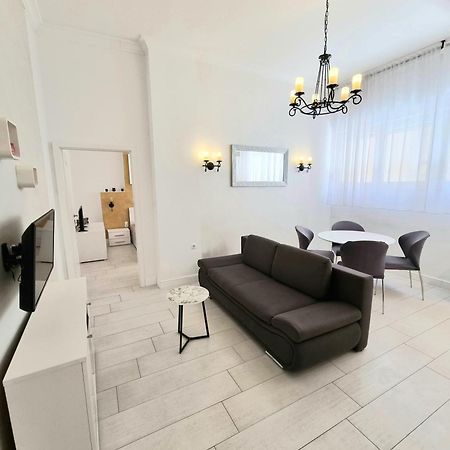 Lux Apartment Near Bridge Zadar Eksteriør billede