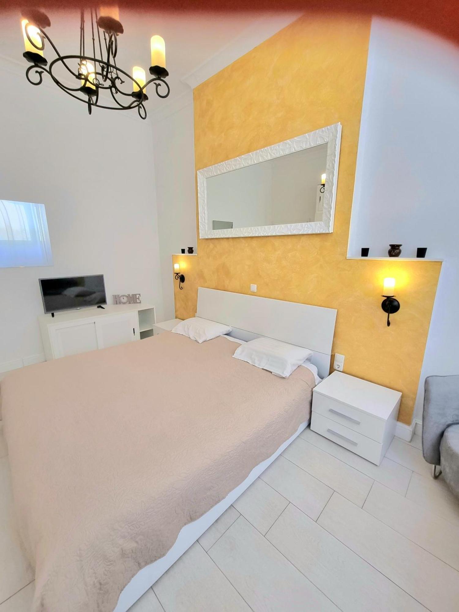 Lux Apartment Near Bridge Zadar Eksteriør billede